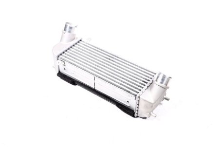 Інтеркулер HYUNDAI SANTA FE (CM) (06-) NISSENS 96559