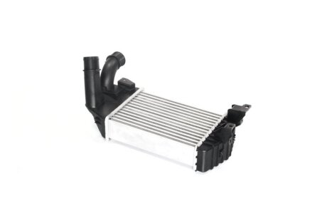 Інтеркулер NISSENS 96587