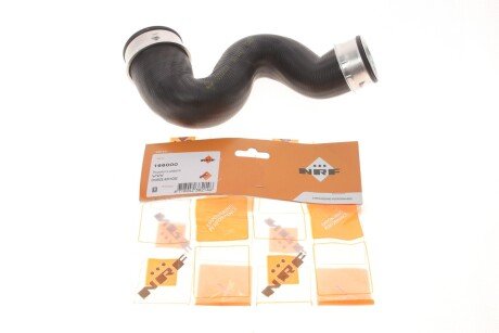 Патрубок інтеркулера Skoda Superb/VW Passat 1.9TDI 00-08 (opt-om) NRF 166000