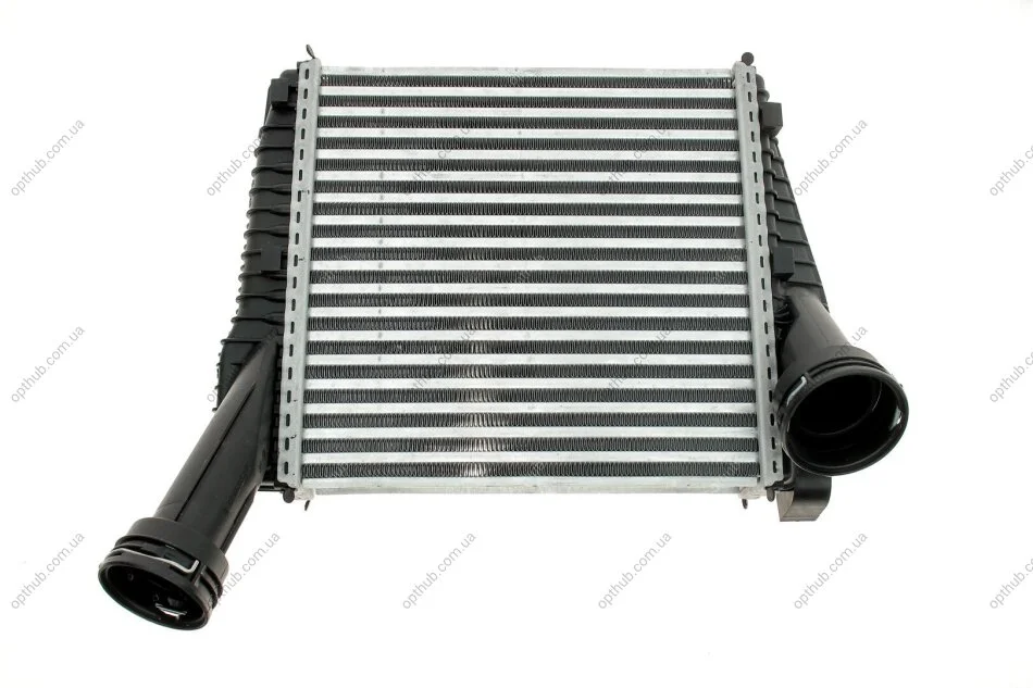 Радіатор інтеркулера Audi Q7/VW Touareg 3.0/4.1 03- (R) (opt-om) NRF 30198 (фото 1)