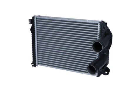 Інтеркулер MERCEDES ATEGO, ATEGO 2 (про-во) NRF 30210