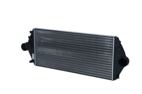 Радіатор інтеркулера Cirtoen Jumpy/Fiat Scudo 1.9/2.0 HDI 96-06 (opt-om) NRF 30803
