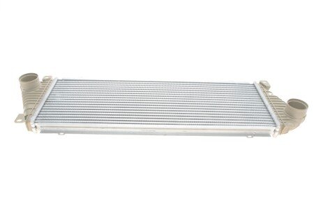 Радіатор інтеркулера MB Sprinter TDI/CDI 96-06 UA63 NRF 30830