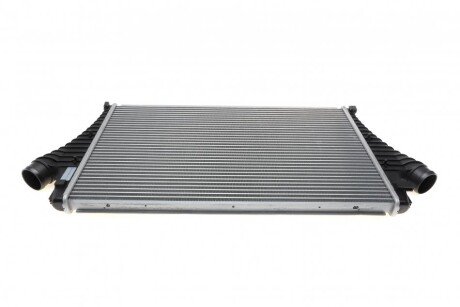 Радіатор інтеркулера Opel Vectra/Signum 2.0T/2.2DTI 02-08/Cadillac BLS 2.0T 06- UA63 NRF 30858