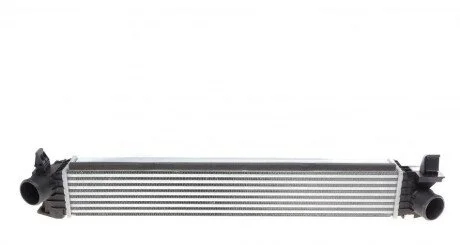 Радиатор интеркулера Fiat Ducato 2.0-2.3D 06- (opt-om) NRF 309033
