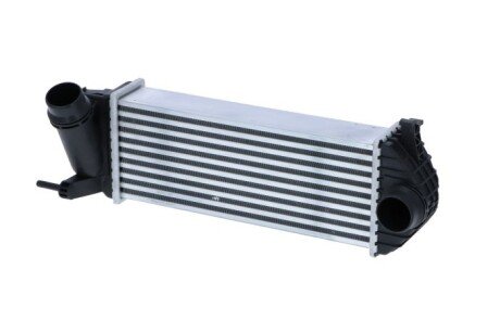 Радіатор інтеркулера MB Citan/Renault Kangoo 1.5 dCi 08- (opt-om) NRF 30962