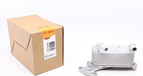 Радіатор масляний Skoda Octavia/Superb/VW Passat 1.2-3.6 04-15 (opt-om) NRF 31264