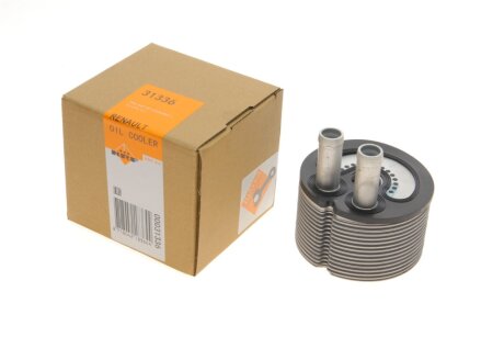 Радіатор масляний OPEL MOVANO/ RENAULТ MASTER C.I.U NRF 31336