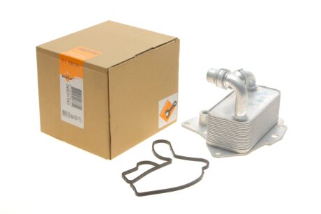 Радіатор масляний Fiat Doblo 2.0 D/Opel Astra J 2.0 CDTI 09- (теплообмінник) UA63 NRF 31343