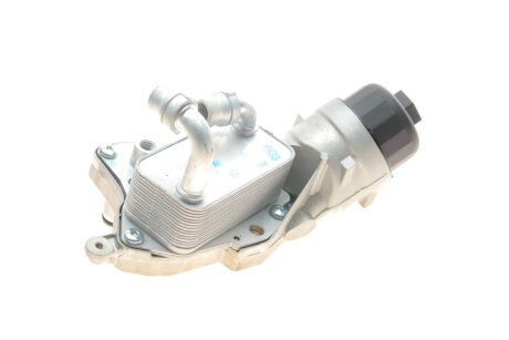 Радіатор масляний з корпусом масляного фільтра (З КОРПУСОМ) OPEL ASTRA/INSIGNIA 2.2 CDTI 2011-> -ua NRF 31759