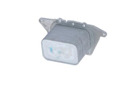 Радіатор масляний NRF 31789