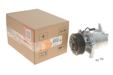Компресор кондиціонера Dacia Dokker/Nissan Juke 1.2DIG-T/1.2-1.6 12- (opt-om) NRF 320113