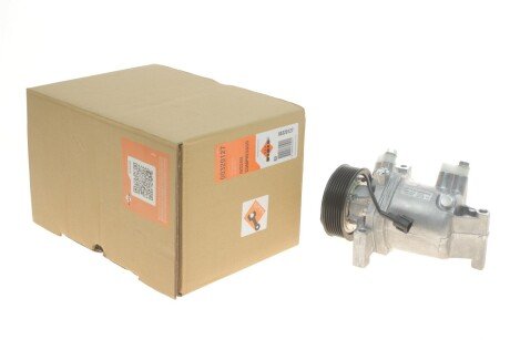 Компресор кондиціонера Nissan Juke 1.6 10- (opt-om) NRF 320127