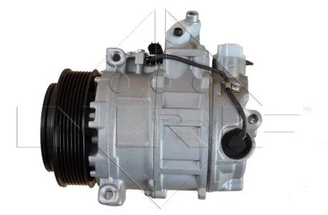 Компресор кондиціонера MB C-Class (W203/S203) 1.8 02-08 (opt-om) NRF 32215