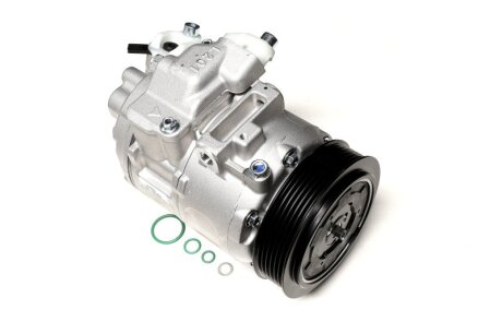 Компресор кондиціонера Audi A2/Seat Ibiza/Cordoba/Skoda Fabia/Roomster/VW Golf 1.0-2.0 99- UA63 NRF 32225