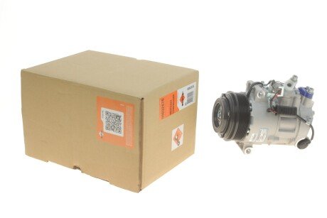 Компресор кондиціонера MB C-class (W204)/E-class (W212) 2.2CDI OM651 08- (opt-om) NRF 32676