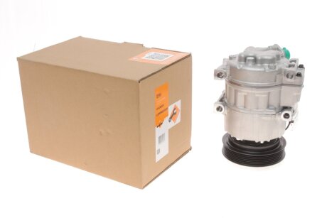 Компресор кондиціонера HYUNDAI SANTA FE 06- -ua NRF 32964