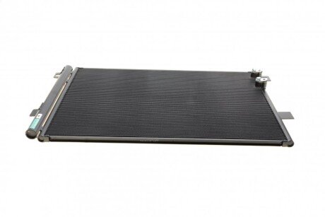 Радіатор кондиціонера VW Amarok 2.0TSI/2.0TDI/3.0TDI 10- (opt-om) NRF 350041