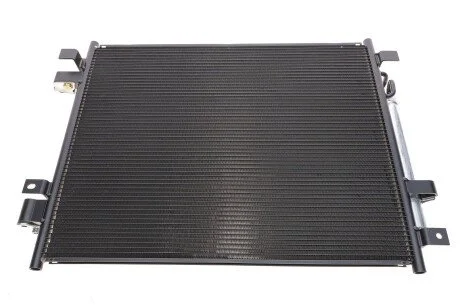 Радіатор кондиціонера (з осушувачем) Nissan Note 1.2/1.5D 12- (opt-om) NRF 350418