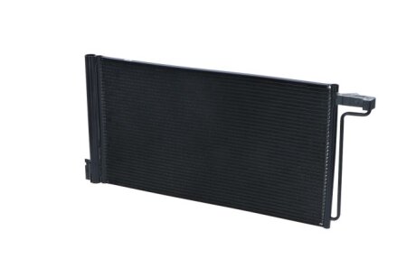 Радіатор кондиціонера Ford Focus/C-Max 1.6/2.0 10- (opt-om) NRF 350438