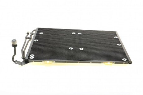 Радіатор кондиціонера MB C-class (W202) 2.0/2.2CDI/2.5TD 95-00 (OM611/M111/OM605) UA63 NRF 35215