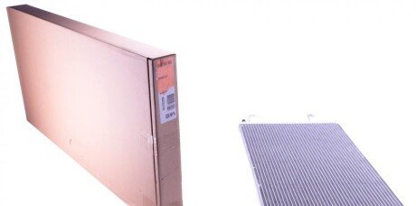 Радіатор кондиціонера Renault Laguna II 1.6-3.0 01- (opt-om) NRF 35760