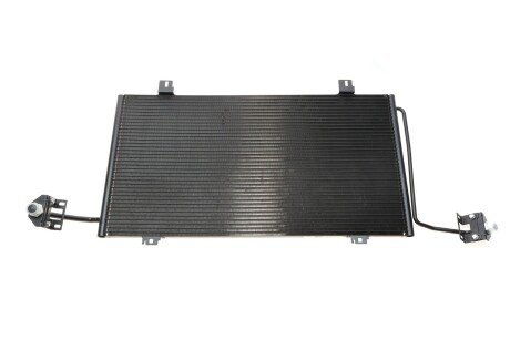 Радіатор кондиціонера Renault Master II 1.9/2.8dTI 98- (opt-om) NRF 35908