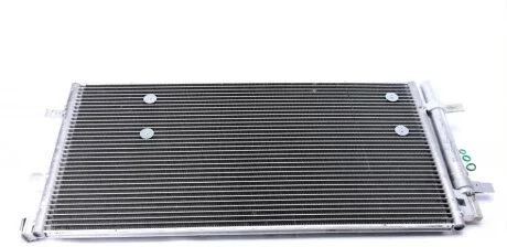 Радіатор кондиціонера Audi A4/Q5 1.8TFSI-3.0TDI 07- UA63 NRF 35916