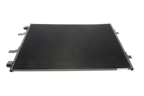 Конденсатор кондиціонера NISSAN Primastar 06- (вир-во) NRF 35960