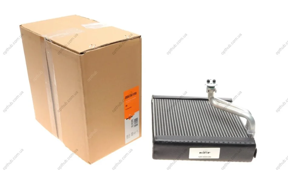 Радиатор кондиционера Skoda SuperB 08-15/VW Golf/Passat 03-14 UA63 NRF 36158 (фото 1)