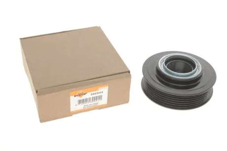 Шків компресора кондиціонера VW T5 09-15 UA63 NRF 380044