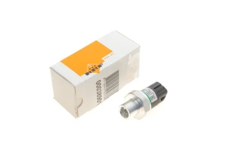 Датчик давления кондиционера (пр-во) NRF 38901