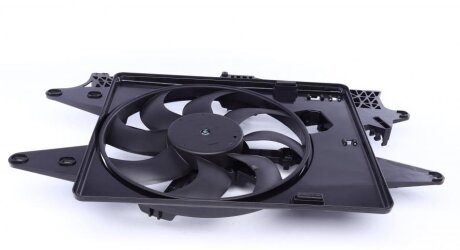 Вентилятор радіатора Fiat Doblo 1.4/1.6 01- (з дифузором) (opt-om) NRF 47232