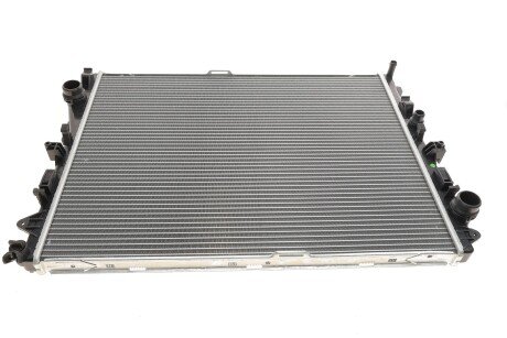 Радіатор охолодження MB E-class (W213)/S-class (W222)/Vito (W447) 16- OM642/OM654/M274 UA63 NRF 50041