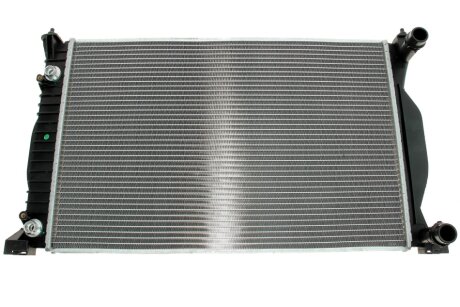 Радіатор охолодження Audi A4/Seat Exeo 01- UA63 NRF 50543
