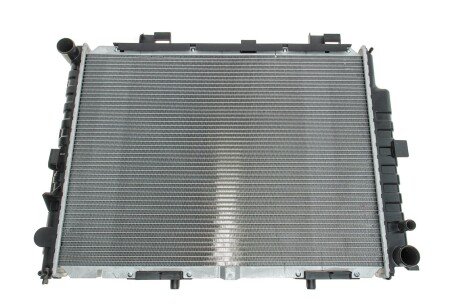 Радіатор охолодження MB E-class (W210) 3.0 D 95-99 (opt-om) NRF 50575