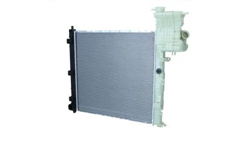 Радіатор охолодження MB Vito (W638) 2.2CDI/2.3TD 96- (opt-om) NRF 50583