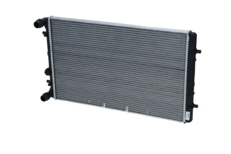 Радіатор охолодження Skoda Octavia/VW Golf IV 1.4-2.8/1.9TDI 98-10 UA63 NRF 509529