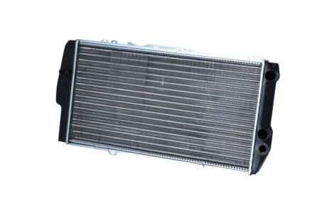Радіатор охолодження Audi 100/200 1.6-2.3 76-90 (opt-om) NRF 51311