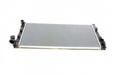Радіатор охолодження Mazda 323 F 1.5/1.8 16V 94-98 (opt-om) NRF 52017