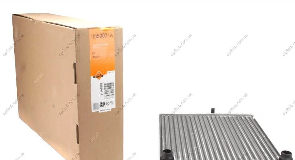 Радіатор охолодження VW Polo 01-18 UA63 NRF 53021A (фото 1)