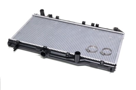 Радіатор охолодження двигуна TOYOTA Avensis 2.0 97- (вироб-во) NRF 53267