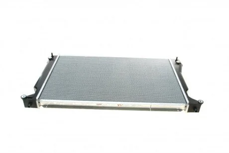 Радиатор охлаждения Toyota Avensis/Corolla 2.0/2.2D 05-09 (opt-om) NRF 53768