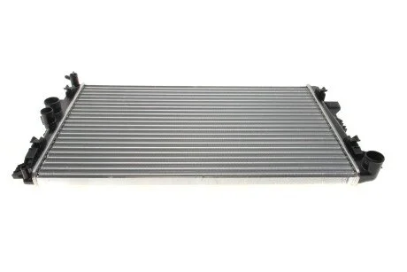 Радіатор охолодження MB Vito (W639) 03- (-/+AC) (opt-om) NRF 53801