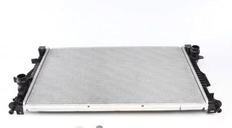 Радіатор охолодження двигуна FORD S-max 03/2006> (вир-во) NRF 53811