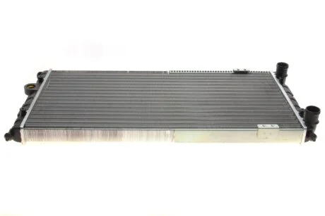 Радіатор охолодження Seat Ibiza II/VW Polo 1.6 93-02 (opt-om) NRF 54687