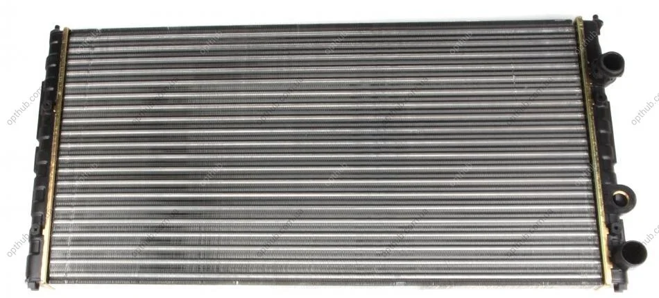 Радіатор охолодження VW Passat 1.6-2.8 90-97 (opt-om) NRF 54696 (фото 1)