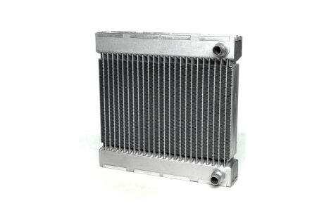 Радіатор охолодження двигуна BMW 5-Series10- NRF 550191