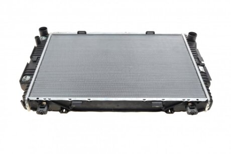 Радіатор охолодження двигуна MERCEDES 600 91- NRF 55320