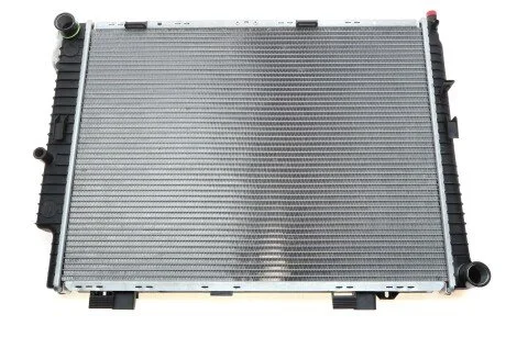 Радіатор охолодження MB E-class (W210/S210) 99-03 (opt-om) NRF 55331